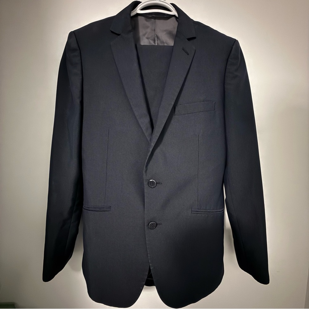 G2000 Dark Navy Blue small checkered blazer (size 36 US)